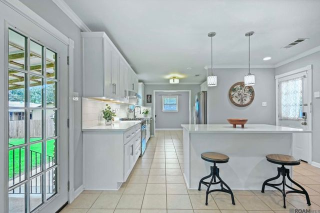 38040 Mistletoe St, Gonzales, LA 70737