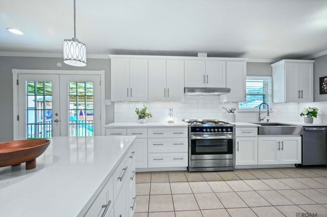 38040 Mistletoe St, Gonzales, LA 70737