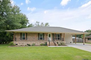 38040 Mistletoe St, Gonzales, LA 70737