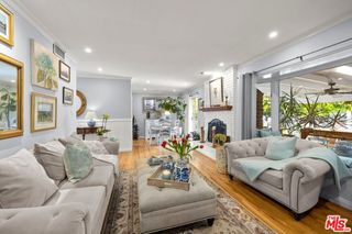 6432 Petit Avenue, Lake Balboa, CA 91406