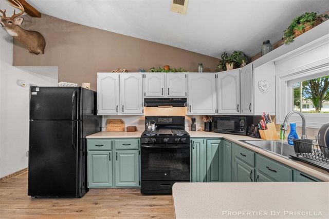 12673 Marsh Road, Shelbyville, MI 49344