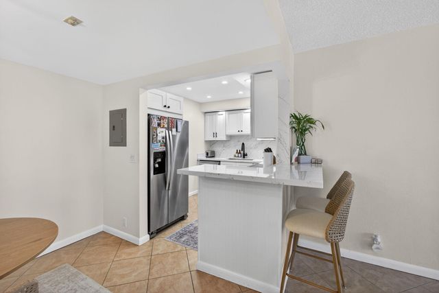 336 Golfview Road 414, North Palm Beach, FL 33408