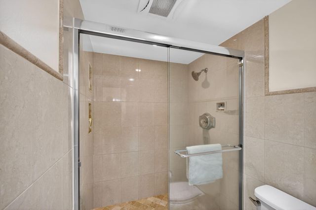 336 Golfview Road 414, North Palm Beach, FL 33408