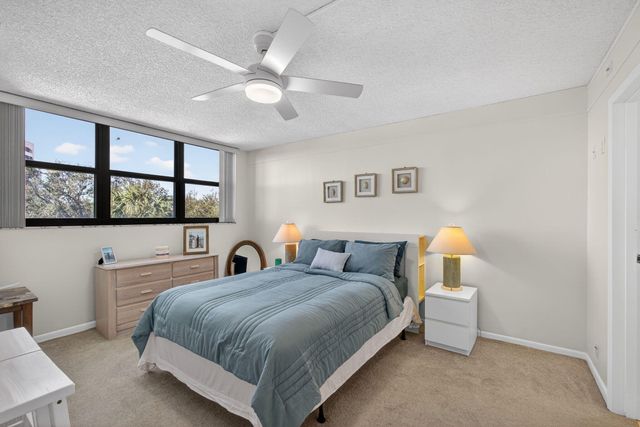 336 Golfview Road 414, North Palm Beach, FL 33408