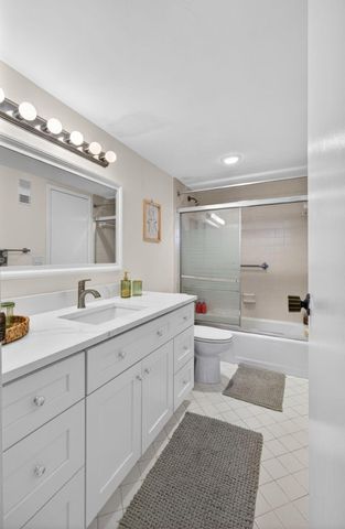 336 Golfview Road 414, North Palm Beach, FL 33408