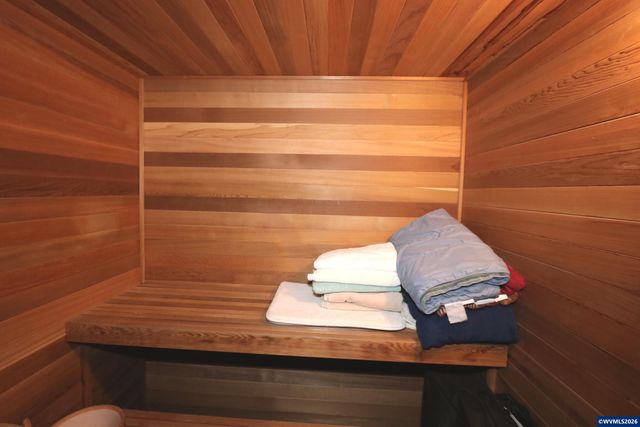 3345 Sample Rd, Falls City, OR 97344