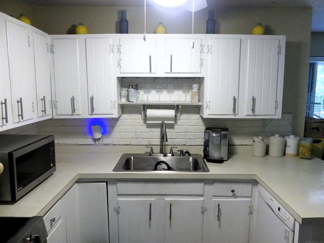 4 Timber Trail, Columbia, CT 06237