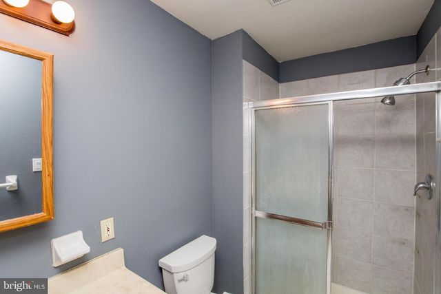 21 WASHINGTON SQ, Doylestown, PA 18901