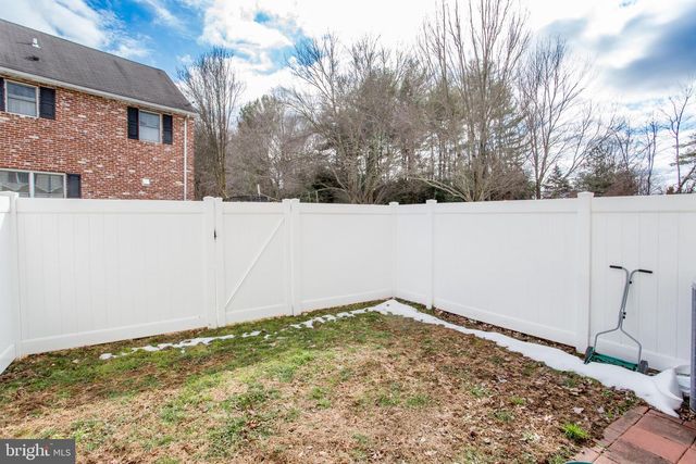 21 WASHINGTON SQ, Doylestown, PA 18901