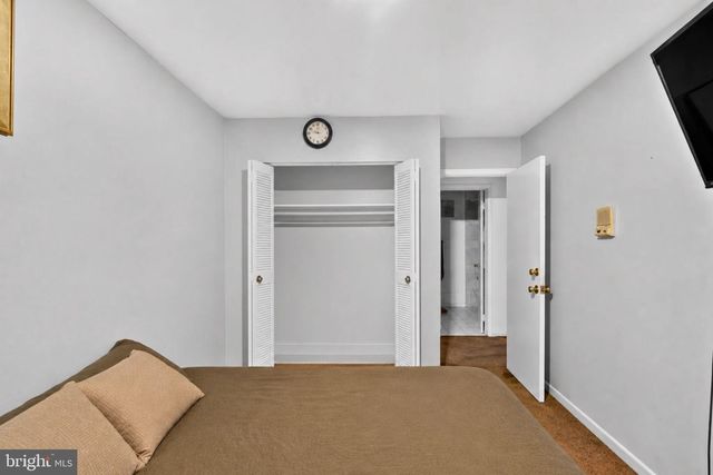 1915 VALLEY TER SE, Washington, DC 20032