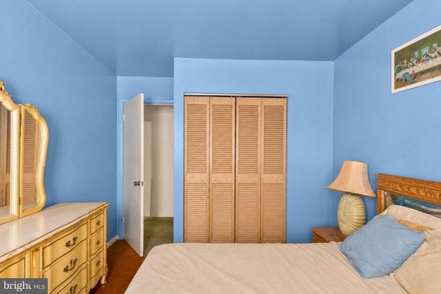 1915 VALLEY TER SE, Washington, DC 20032