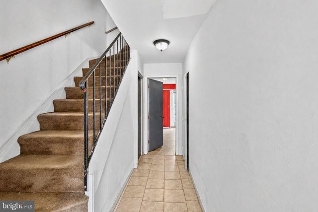 1915 VALLEY TER SE, Washington, DC 20032
