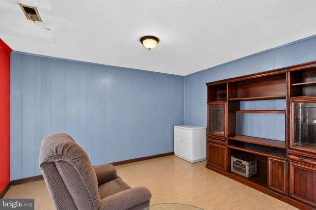 1915 VALLEY TER SE, Washington, DC 20032