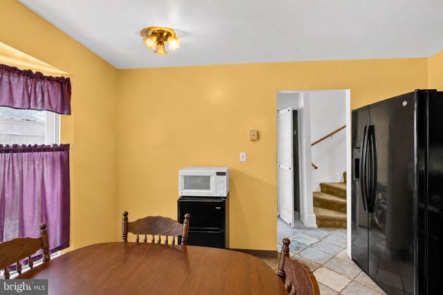 1915 VALLEY TER SE, Washington, DC 20032