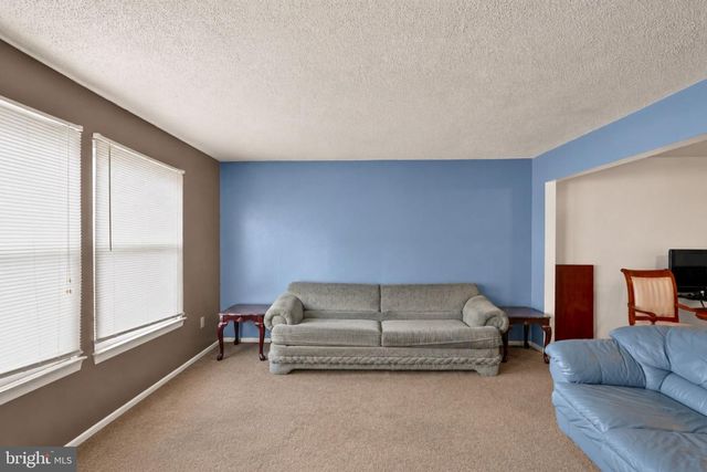 1915 VALLEY TER SE, Washington, DC 20032