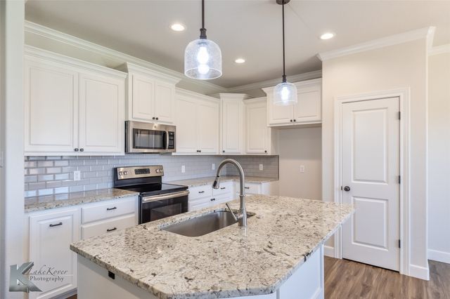 308 Sweet Pea Path, Abilene, TX 79602