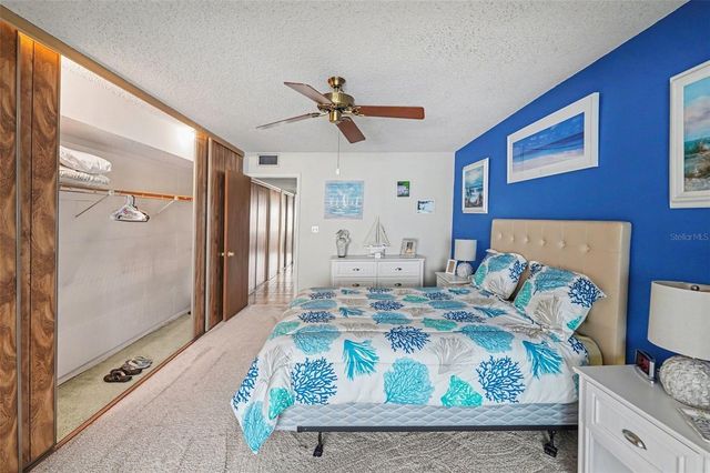 6400 46TH AVENUE N 214, Kenneth City, FL 33709