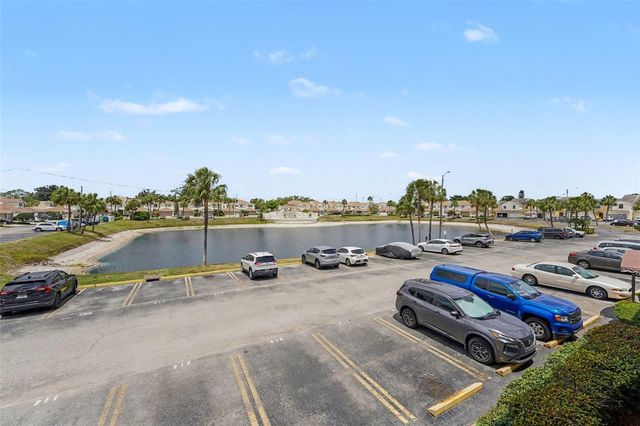 6400 46TH AVENUE N 214, Kenneth City, FL 33709