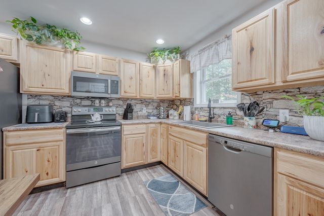 221 Campground Road, Wilmot, NH 03287