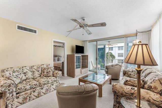 2004 S Federal Highway 309, Boynton Beach, FL 33435