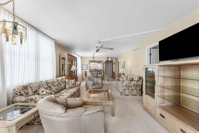 2004 S Federal Highway 309, Boynton Beach, FL 33435
