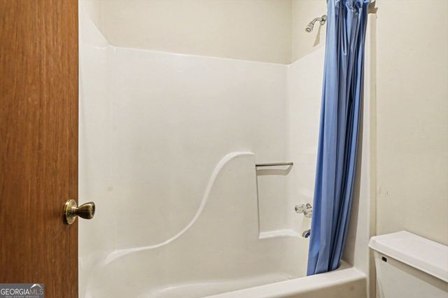 136 Carl Midway Church Road, Auburn, GA 30011