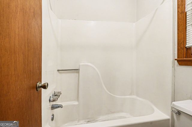 136 Carl Midway Church Road, Auburn, GA 30011