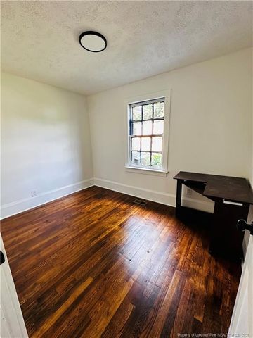 5324 Raeford Road, Fayetteville, NC 28304