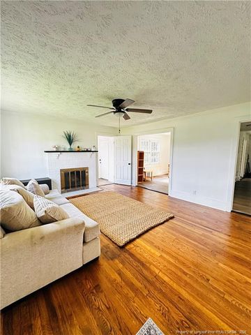 5324 Raeford Road, Fayetteville, NC 28304