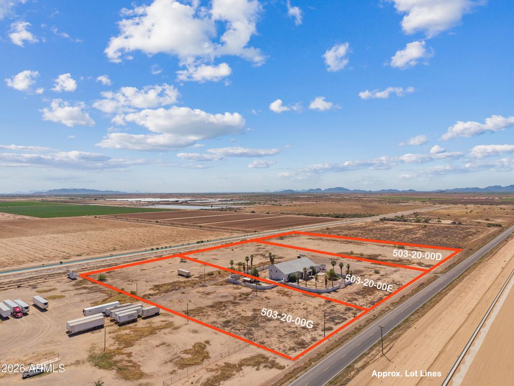 425 S RUSSELL Road, Casa Grande, AZ 85193 — exterior