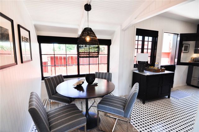 31695 Seacliff Drive, Laguna Beach, CA 92651