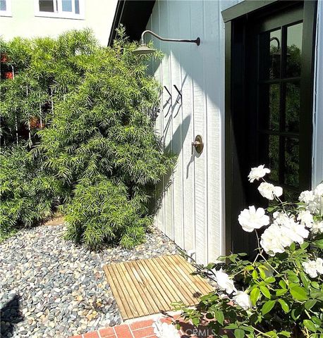 31695 Seacliff Drive, Laguna Beach, CA 92651