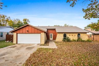 8409 Glenann Drive, North Richland Hills, TX 76182