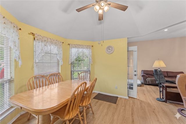 2 Lowther Lane, Bella Vista, AR 72714