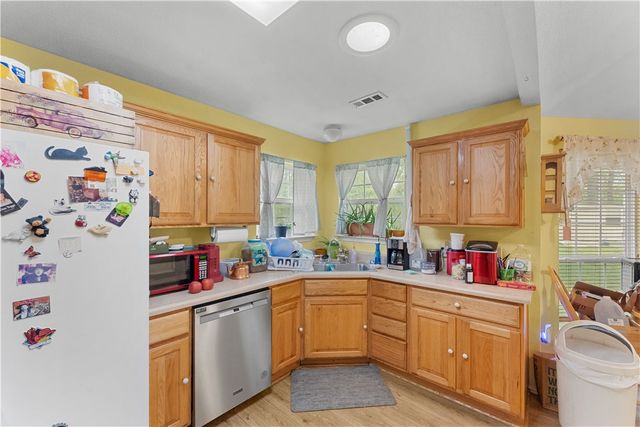 2 Lowther Lane, Bella Vista, AR 72714