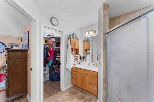 2 Lowther Lane, Bella Vista, AR 72714