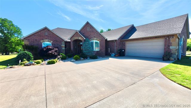 418970 E 1152 Road, Checotah, OK 74426