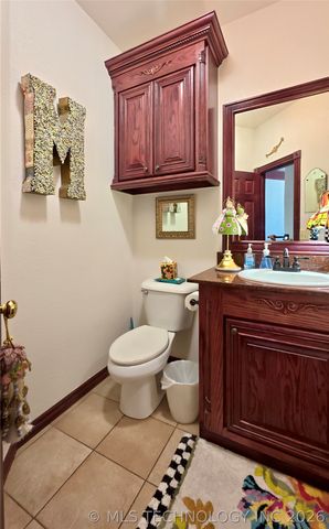 418970 E 1152 Road, Checotah, OK 74426