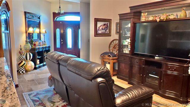 418970 E 1152 Road, Checotah, OK 74426