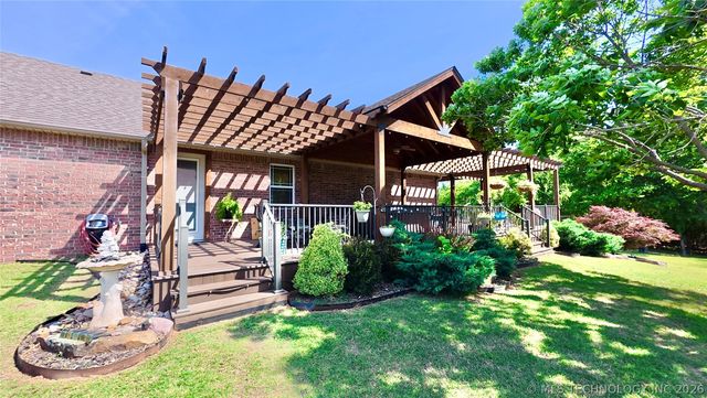418970 E 1152 Road, Checotah, OK 74426