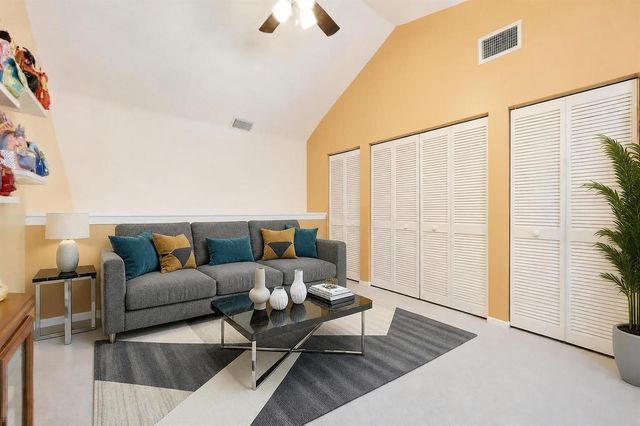 6167 SE Georgetown Place, Hobe Sound, FL 33455