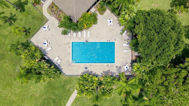 6167 SE Georgetown Place, Hobe Sound, FL 33455