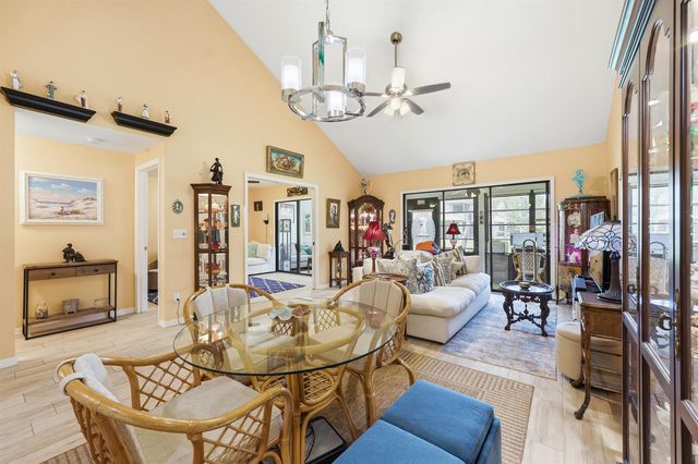 6167 SE Georgetown Place, Hobe Sound, FL 33455