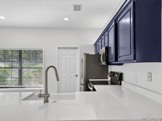 2910 N Osprey Cove Point, Lecanto, FL 34461
