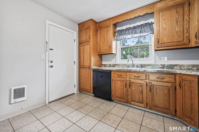 2 Perkins Street 3, Torrington, CT 06790