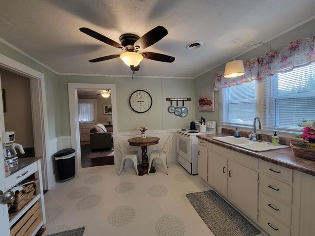 390 Riverbrook RD, Henry, VA 24102