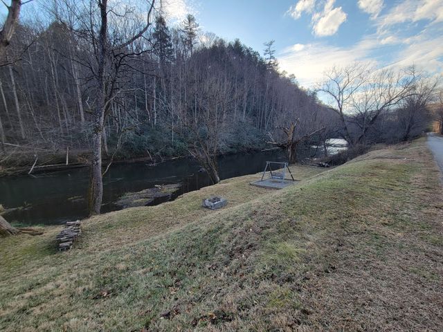 390 Riverbrook RD, Henry, VA 24102