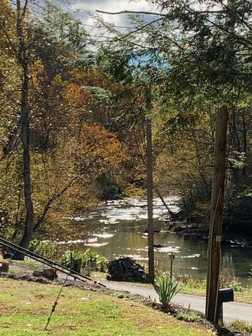 390 Riverbrook RD, Henry, VA 24102