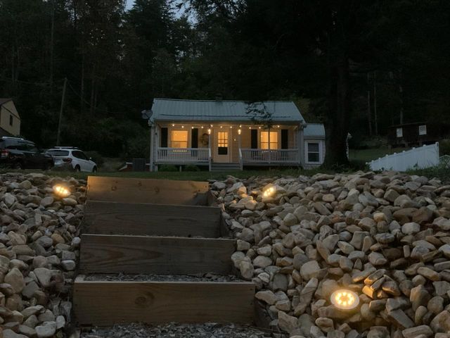 390 Riverbrook RD, Henry, VA 24102