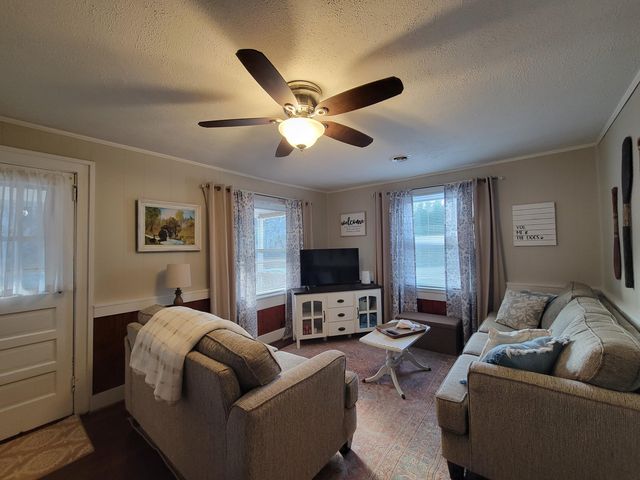 390 Riverbrook RD, Henry, VA 24102